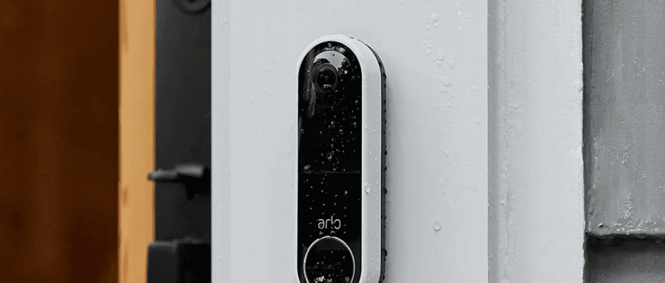 Arlo Essential Wire-Free Video Doorbell-featured