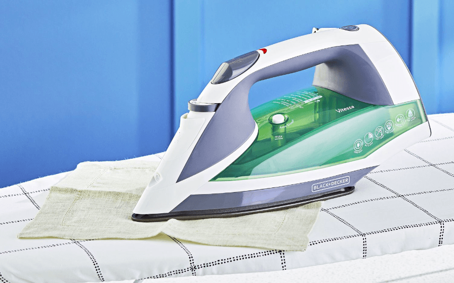Black and Decker Vitessa Iron-feature