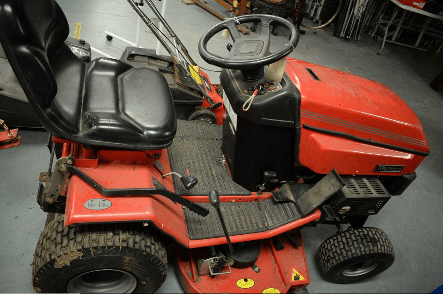 Craftsman 91728922 YTS3000 Electric Start Lawn Tractor Manual