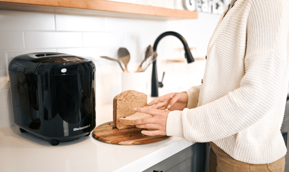 Elite Gourmet EBM8103B Programmable Bread Maker Manual-feat