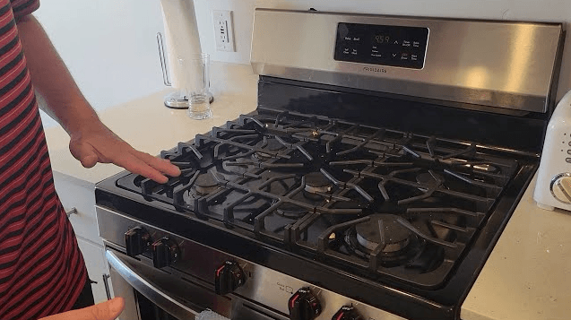 Frigidaire Manual for Model FFGF3052TS Gas Range