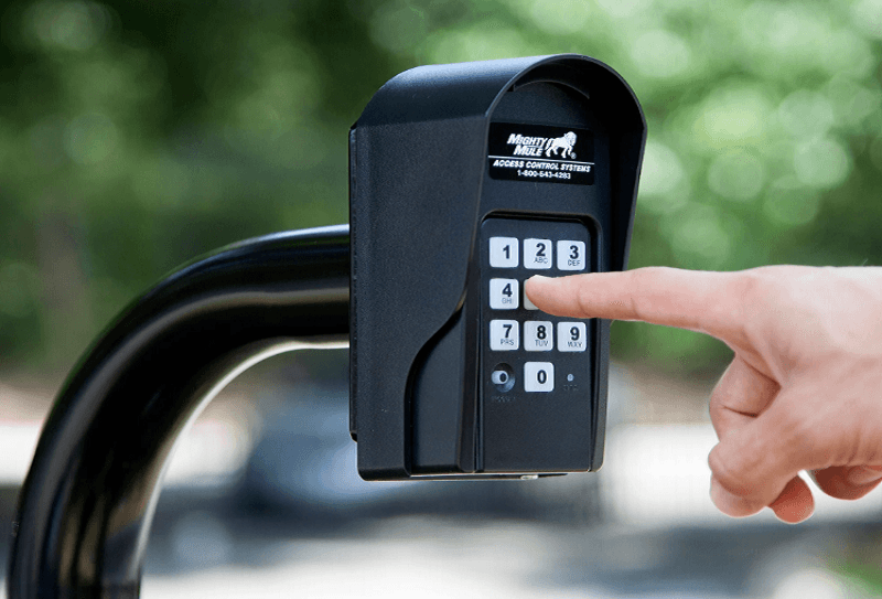 Mighty Mule MMK200 Digital Wireless Keypad-featured2