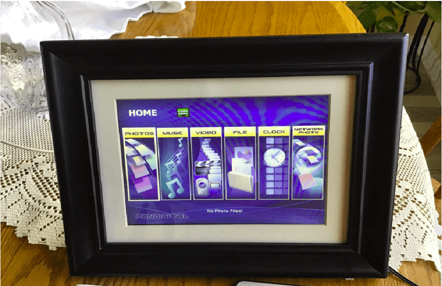 PanDigital Digital Photo Frame User Guide