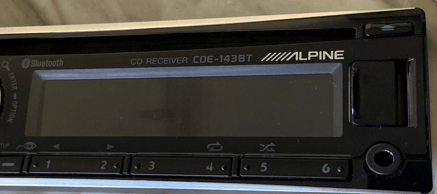 Alpine CDE-143BT CD Receiver Manual Alpine CDE-143BT CD Receiver featured image