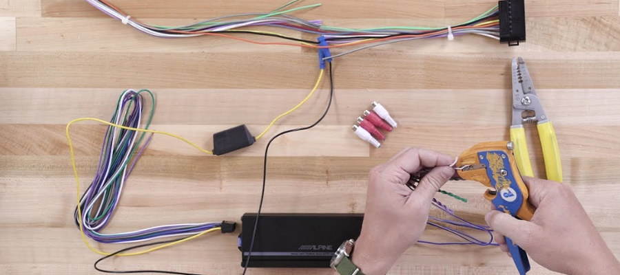 Alpine KTP 445U 4-Channel Power Amplifier FEATURED IMAGE