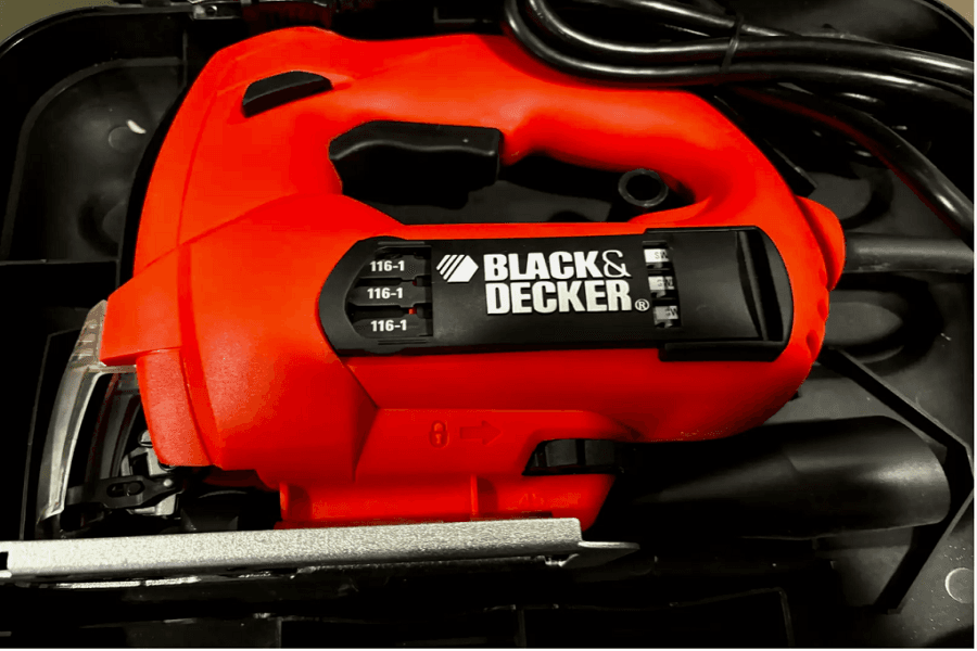 Black and Decker JS500 Variable Speed Jigsaws Instruction Manual