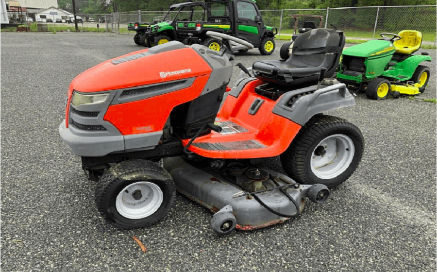 Husqvarna LGT2554 Lawn Tractor Owners Manual-feat