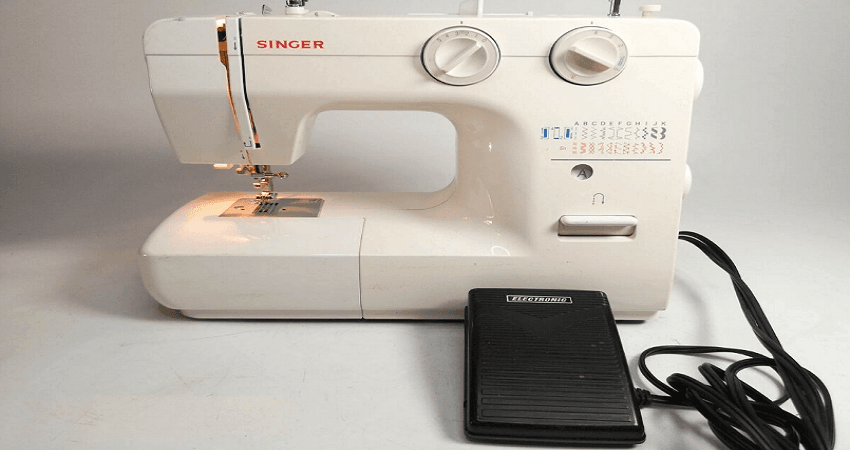 Singer 1120 Mechanical Sewing Machine Instruction Manual