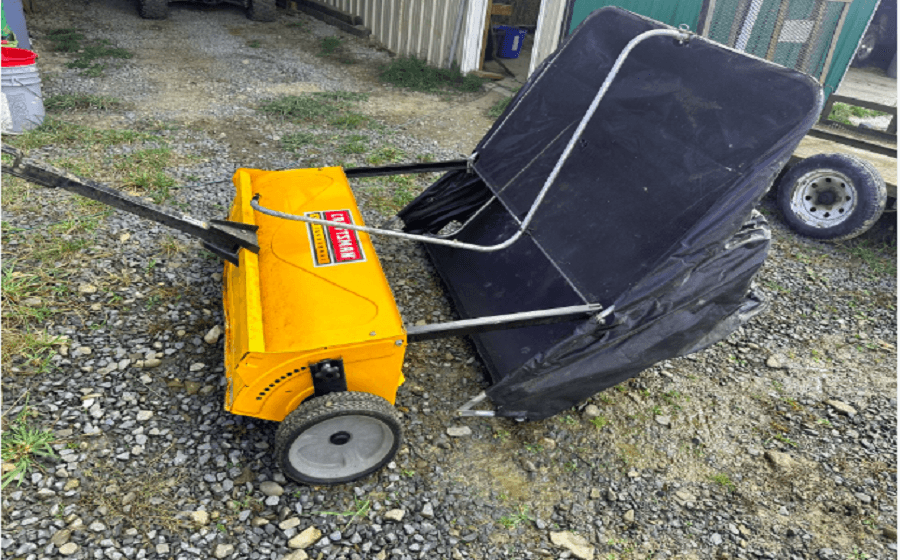 Craftsman 486242211 High-Speed Lawn Sweeper-feat