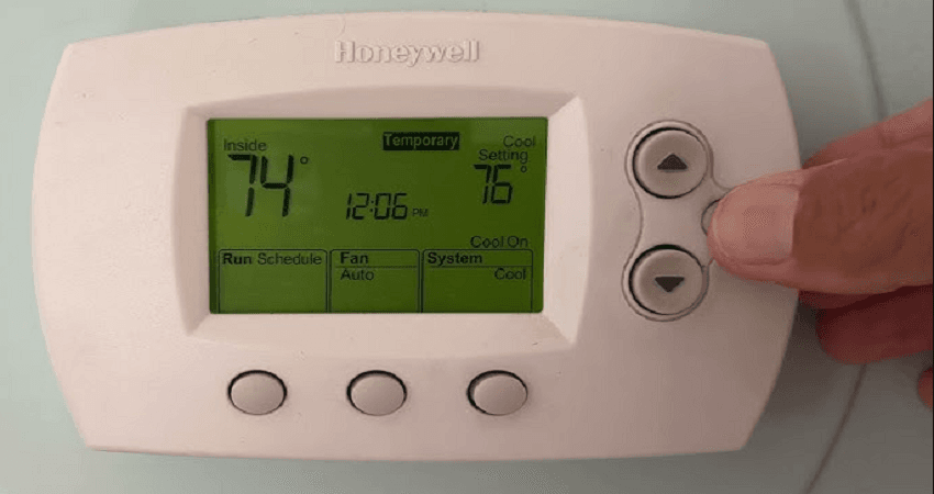 Honeywell FocusPRO 5000 Heating-Cooling Thermostat User Manual Honeywell FocusPRO 5000 Heating-Cooling Thermostat User Manual-feat