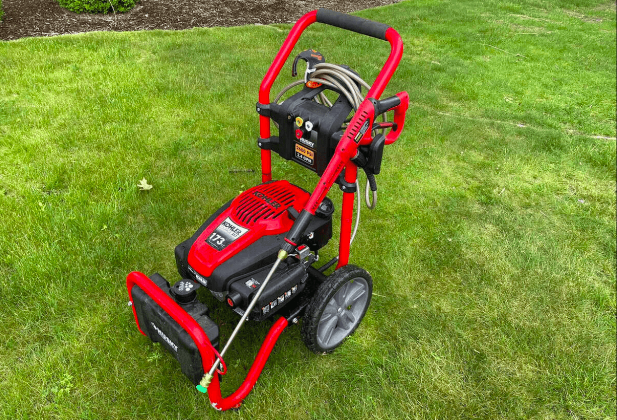 Husky HU80722 Pressure Washer Operators Manual