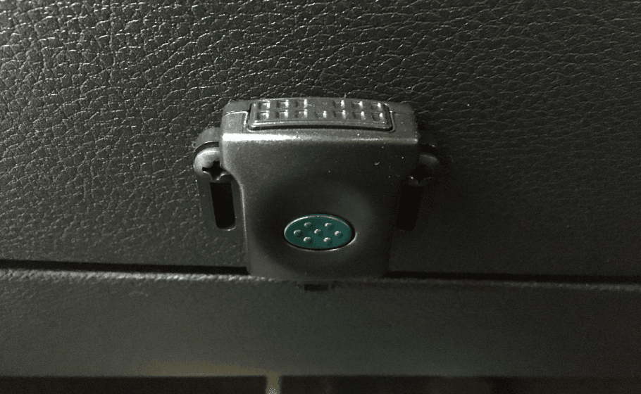 KARR BT Series Auto Security System User Manual KARR BT Series Auto Security System-feat