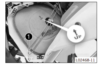 KTM 350 EXC-F Enduro Motorcycle User Manual KTM 350 EXC-F Enduro Motorcycle User Manual-44