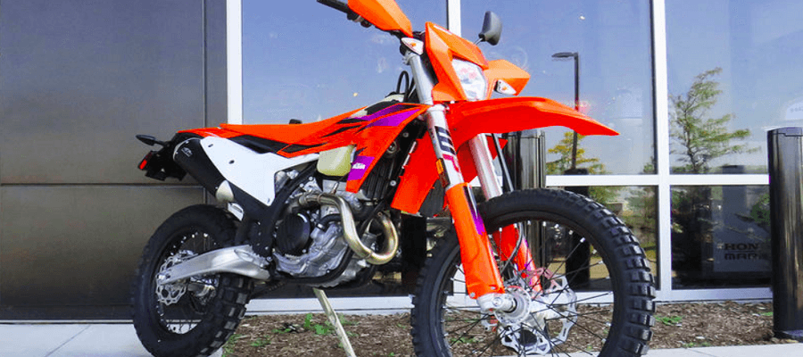 KTM 350 EXC-F Enduro Motorcycle User Manual-feat