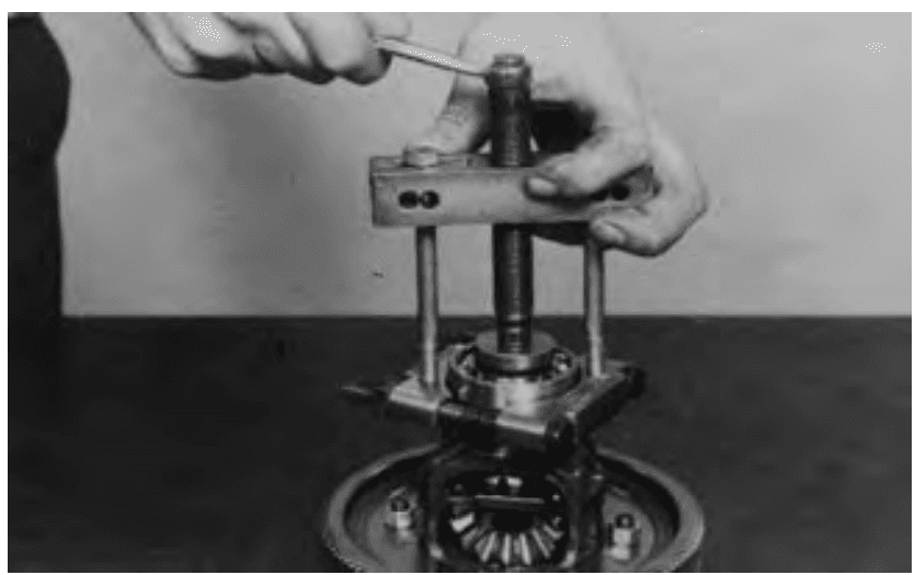 Taylor-Dunn B0-150-00 LoadMaster Electric Golf Cart 22