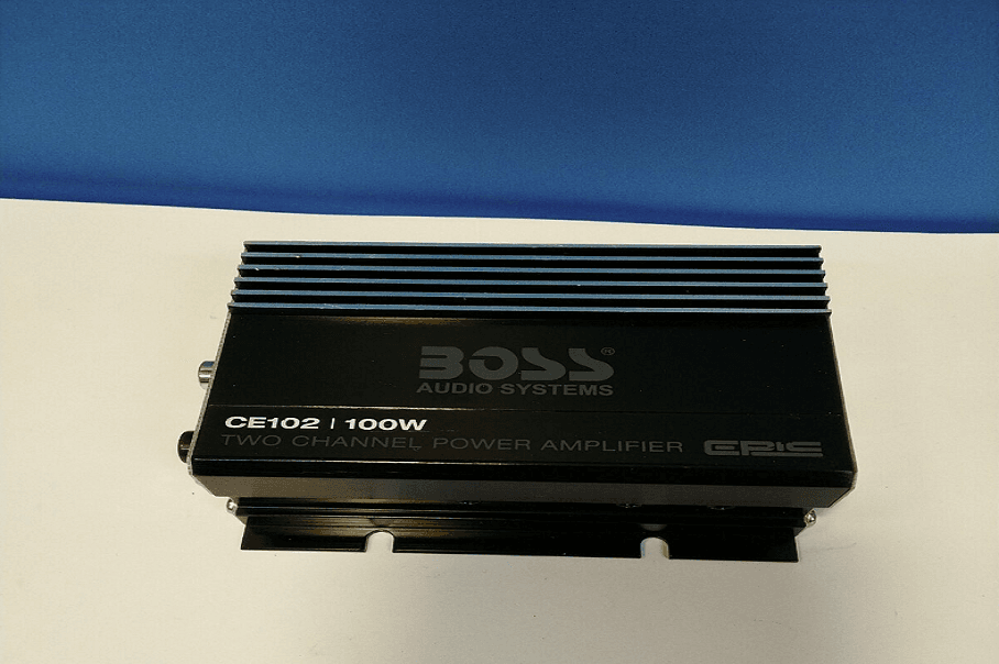 BOSS Audio Systems CE102 2-Channel Car Amplifier User Manual