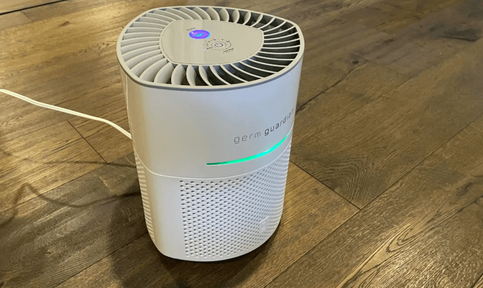 GermGuardian AC3000 Airsafe+ Intelligent Air Purifier User Manual GermGuardian AC3000 Airsafe+ Intelligent Air Purifier User Manual-feat