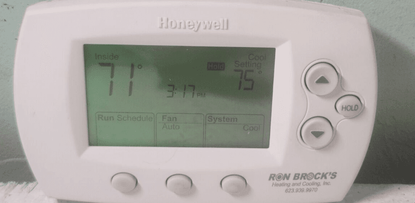Honeywell FocusPRO TH6110D Programmable Thermostat Installation Guide Honeywell FocusPRO TH6110D Programmable Thermostat-featured