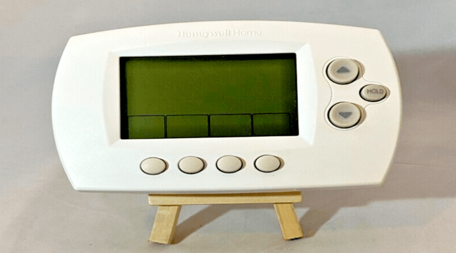 Honeywell Smart Series RTH6500WF Programmable Thermostat featured image