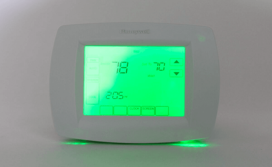 Honeywell VisionPRO TH8000 Series Programmable Thermostat Installation Guide Honeywell VisionPRO TH8000 Series Programmable Thermostat-FEAT