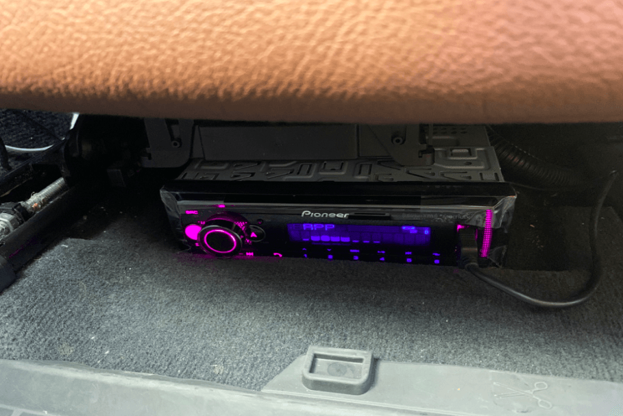 Pioneer MVH-S522BS Digital Media Receiver Operation Manual