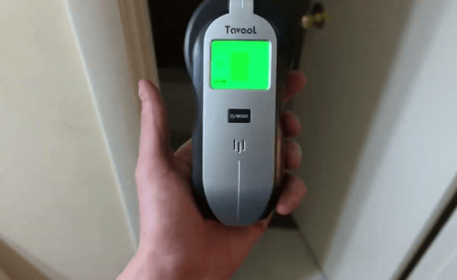 Tavool TH250 4-in-1 Wall Stud Finder User Manual Tavool TH250 4-in-1 Wall Stud Finder-Featured