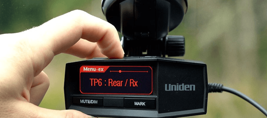 UNIDEN R8 Extreme Long-Range Radar Detector featured image