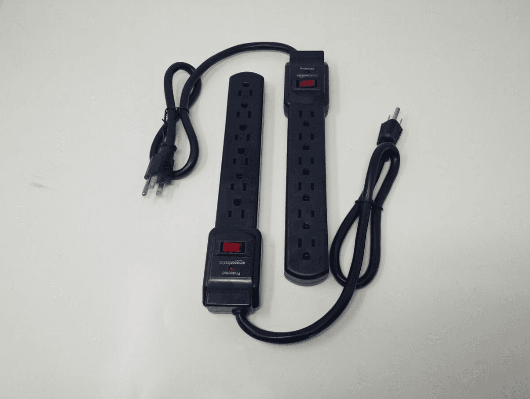 Amazon Basics 160103 6-Outlet Surge Protector Power Strip User Guide