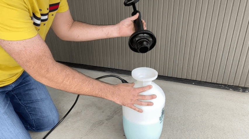 CHAPIN 20000 Garden Sprayer 1 Gallon Lawn-featured