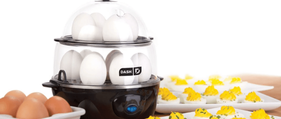 DASH DEC012 Deluxe Rapid Egg Cooker-featured