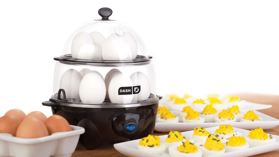 DASH DEC012 Deluxe Rapid Egg Cooker User Manual