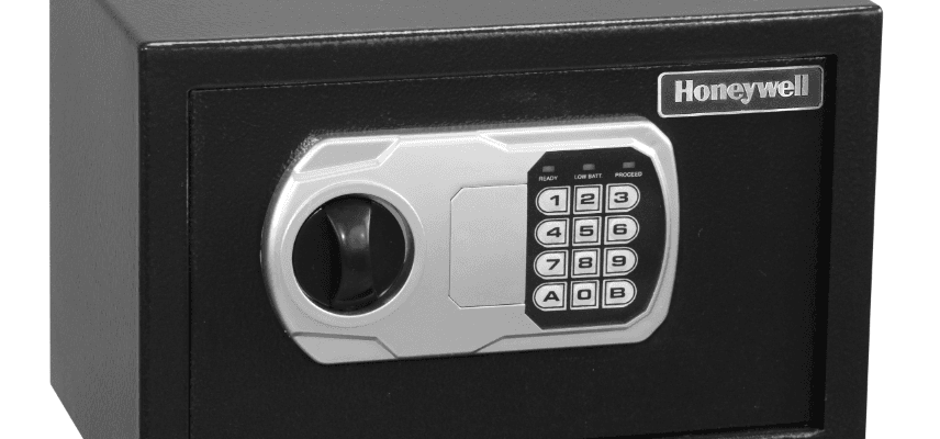 Honeywell 6112 Standard Steel Cash Box with Key Lock-featured