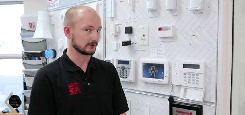 Honeywell VISTA-20PCN Programming Alarm System-featured