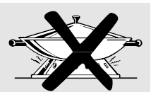 Hotpoint RGB790CEKCC 30 Inch Free Standing Gas Range-wok 2