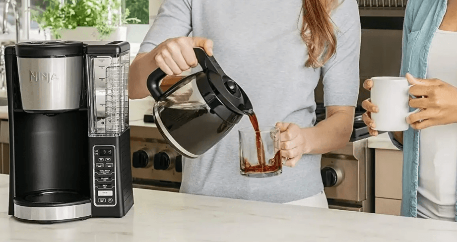 Ninja DCM201CP Programmable XL Coffee Maker PRO User Guide Ninja DCM201CP Programmable XL Coffee Maker PRO-featured