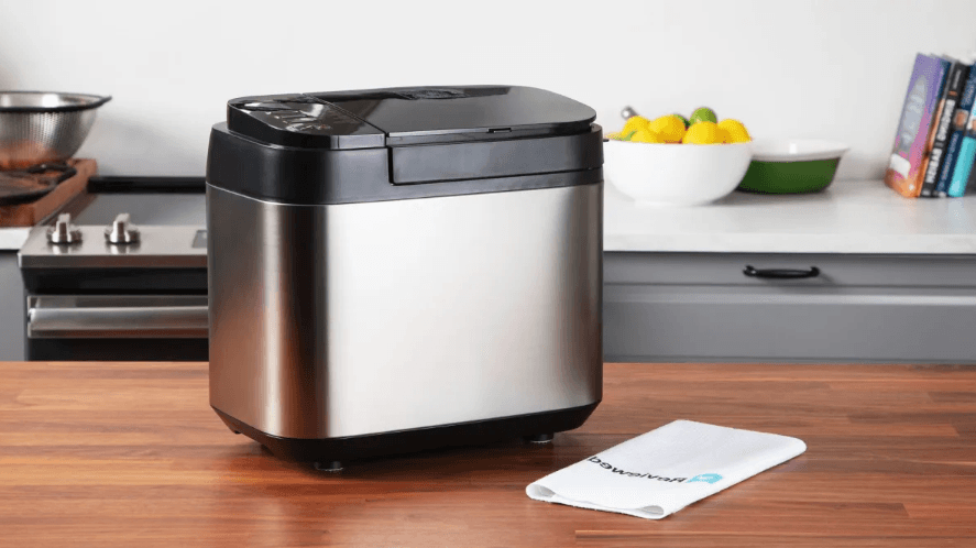 Panasonic SD-R2550 Automatic Bread Maker-featured