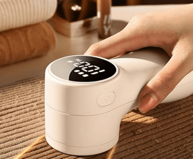 Peiyuu Q20 Rechargeable Fabric Shaver Lint Remover User Manual | ManualsLibraryy