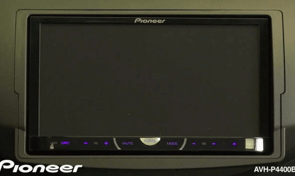 Pioneer AVH-P4400BH 2-DIN Multimedia DVD Receiver-FEAT