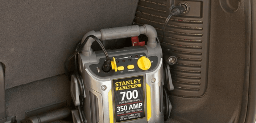 Stanley Fatmax J7C5 700 Amp Portable Jump Starter-featured