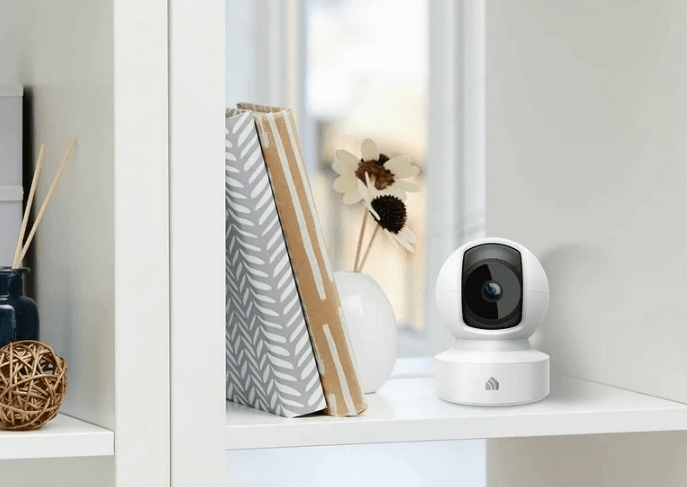 TP-Link Kasa Smart EC71 Indoor Pan-Tilt Home Security Camera-featured
