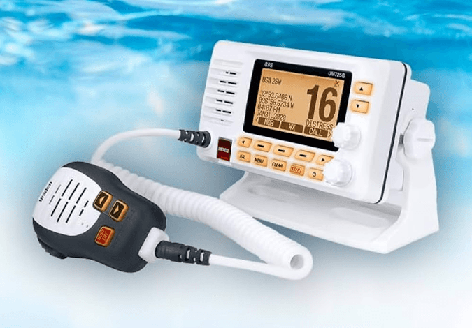 Uniden UM435BK Advanced Fixed Mount VHF Marine Radio Owner Manual