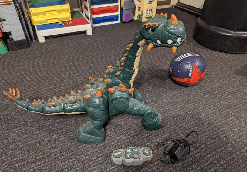 Fisher-Price Imaginext Spike The Ultra Dinosaur User Manual