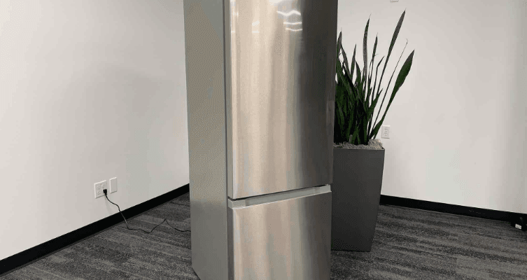 Insignia NS-RFD21CISS0 French Door Refrigerator: Complete Instructions for the User Insignia NS-RFD21CISS0 French Door Refrigerator-featured