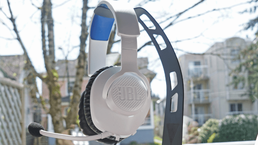 JBL Quantum 100X Console Over-Ear Gaming Headset User Guide