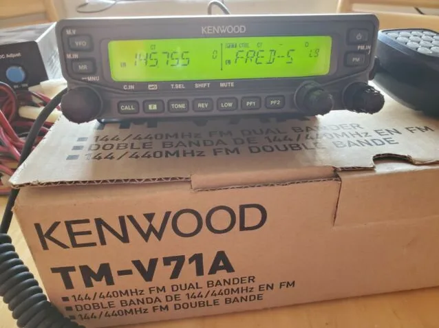 Kenwood TM-V71A Dual Band Transceiver User Manual