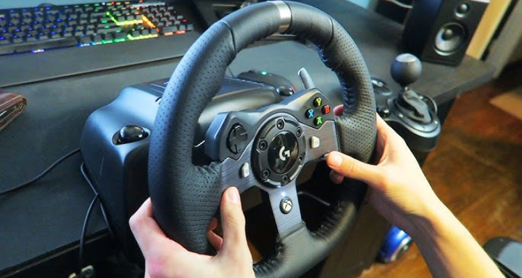 Logitech G920 Driving Force Racing Wheel-featured