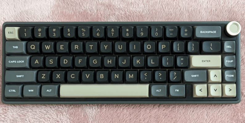 RK ROYAL KLUDGE R65 Wired Gaming Keyboard User Manual RK ROYAL KLUDGE R65 Wired Gaming Keyboard-featured