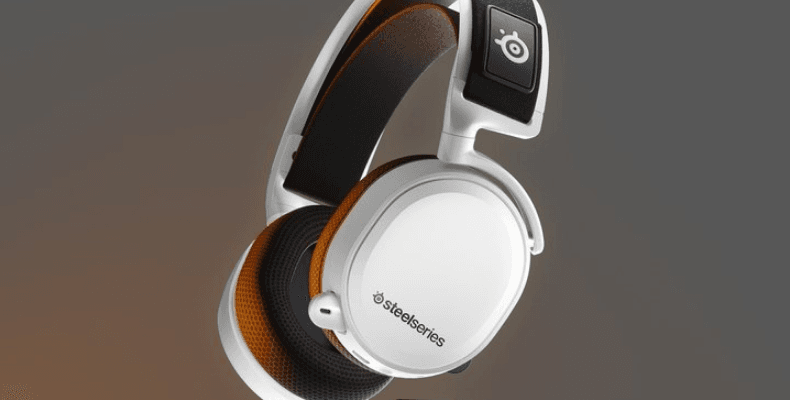 SteelSeries Arctis 3 Console Edition Stereo Wired Gaming Headset-featured