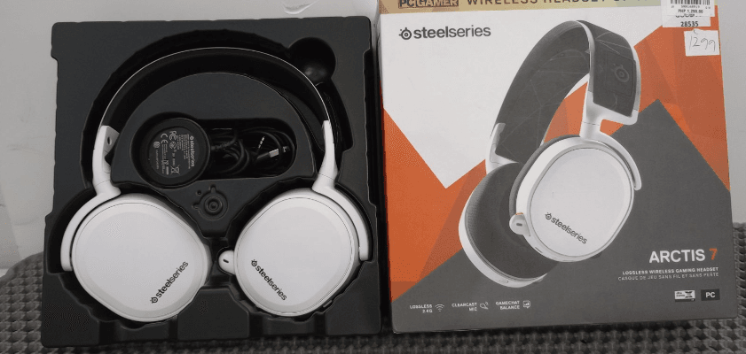 SteelSeries Arctis 7 Lossless Wireless Gaming Headset User Guide SteelSeries Arctis 7 Lossless Wireless Gaming Headset-featured