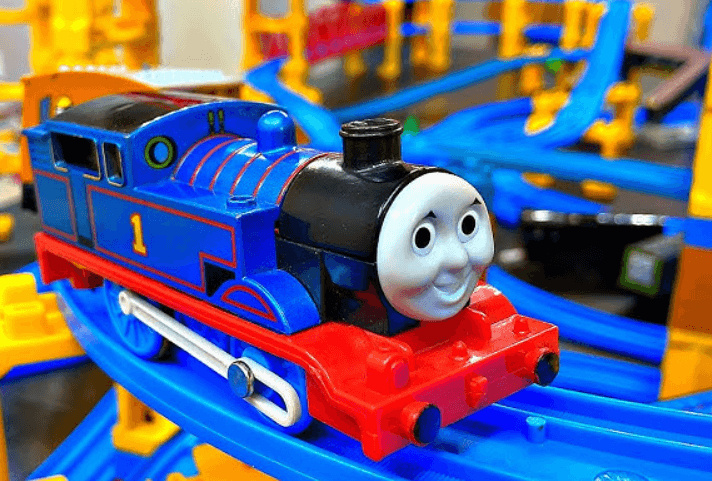 Thomas Friends Track Master Motorized Railway-featured